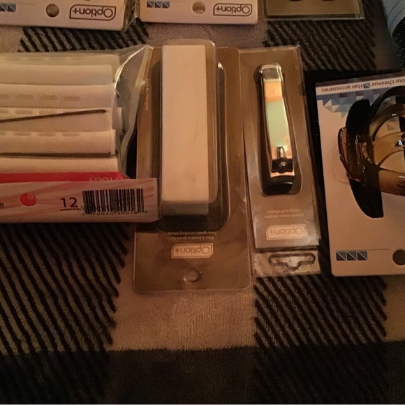 12 pc Beauty Essentials lot $100 value Options+ Hair and nail care products bund - Picture 2 of 8